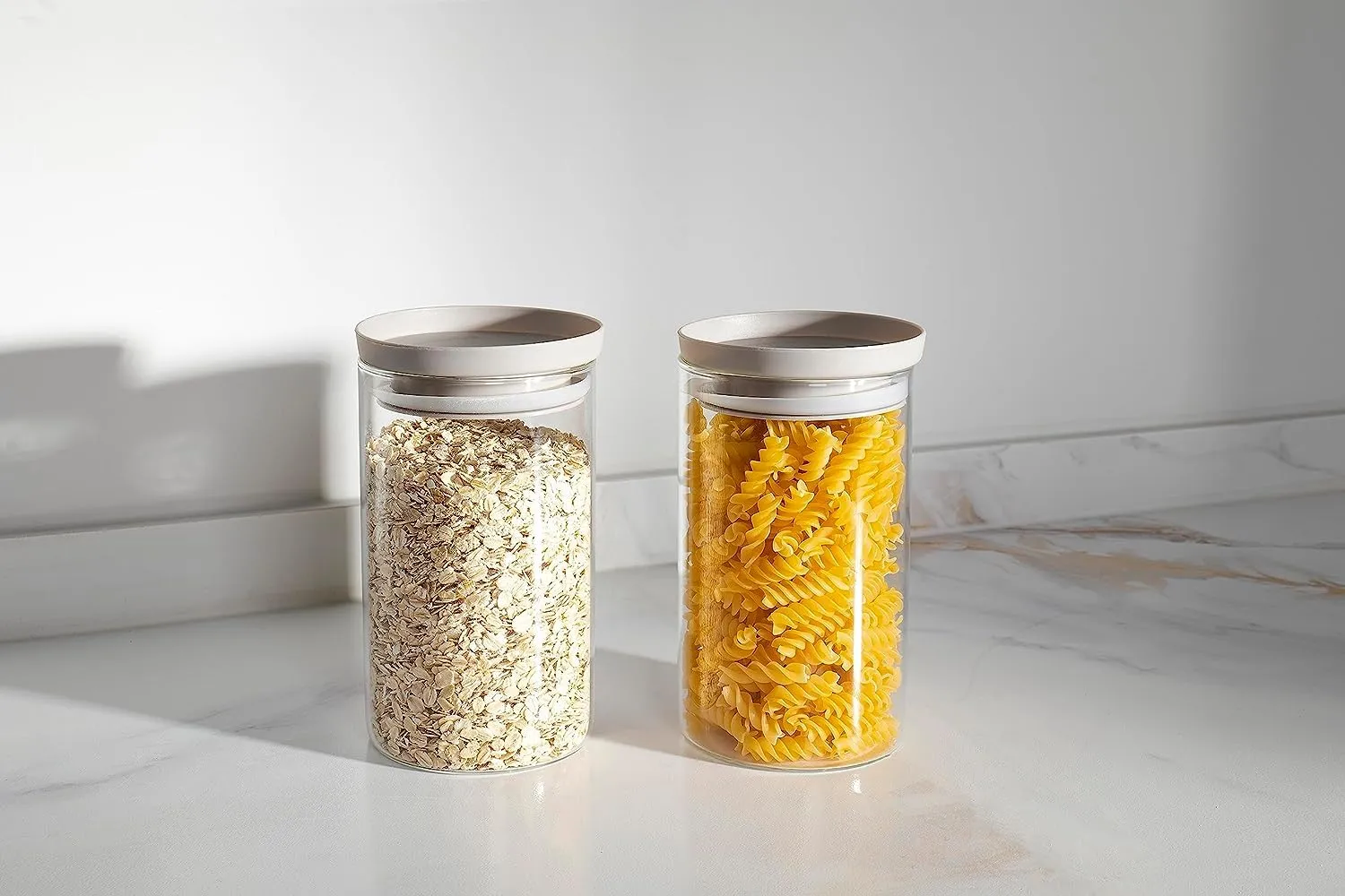 USHA SHRIRAM Food Storage Conatiner with Airtight Lid (4Pcs - 1L each)| Borosilicate Glass Container For Kitchen Storage| Glass Container With Lid For Fridge Storage| Stackage Storage Boxes for Fridge